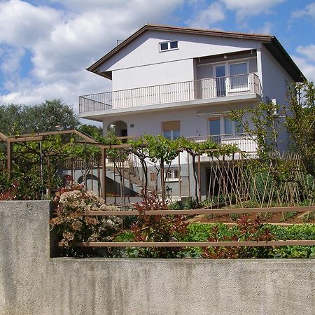 Apartment Vallelunga بولا المظهر الخارجي الصورة